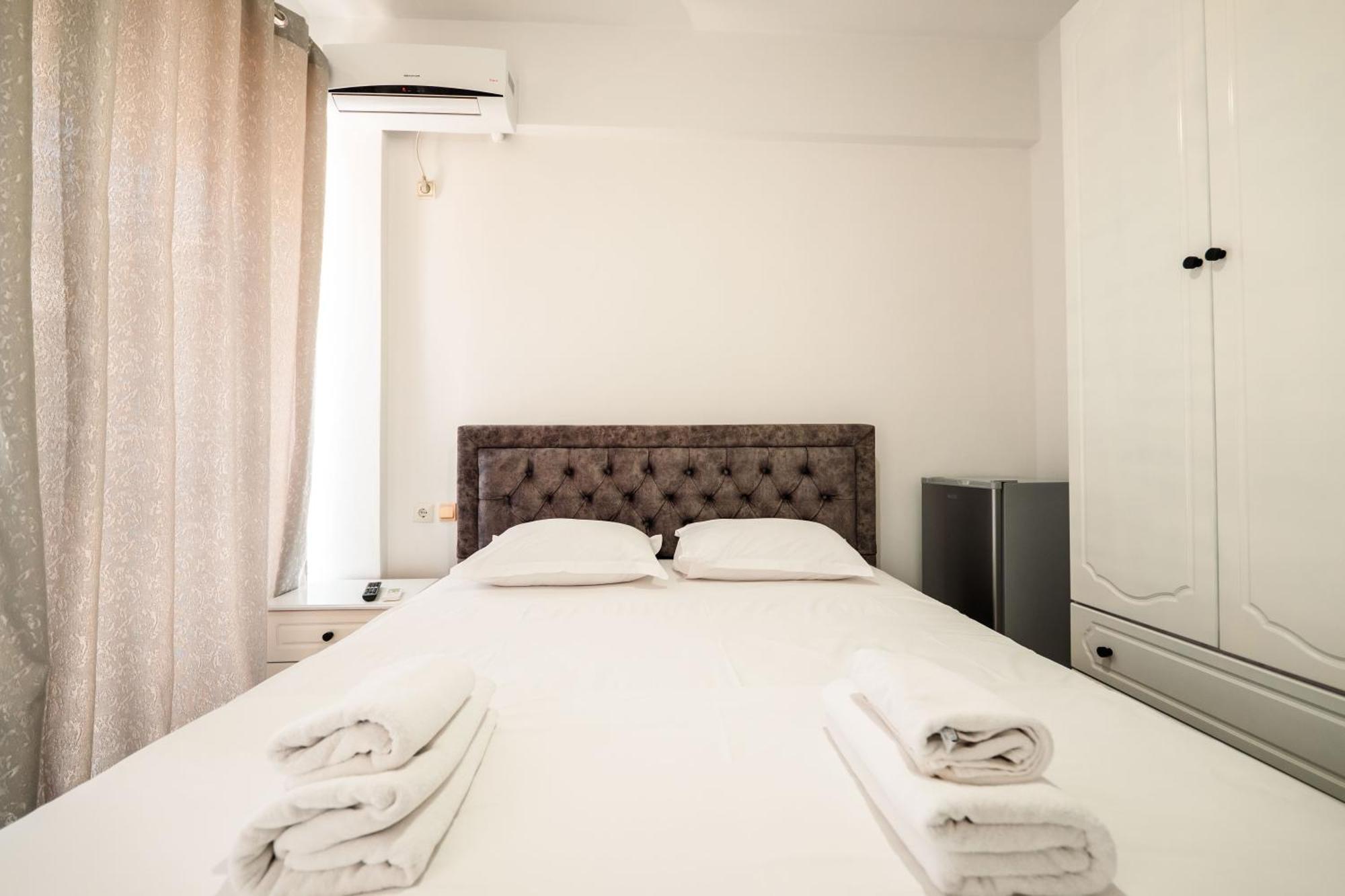 Alnes Hotel Σαράντα Εξωτερικό φωτογραφία