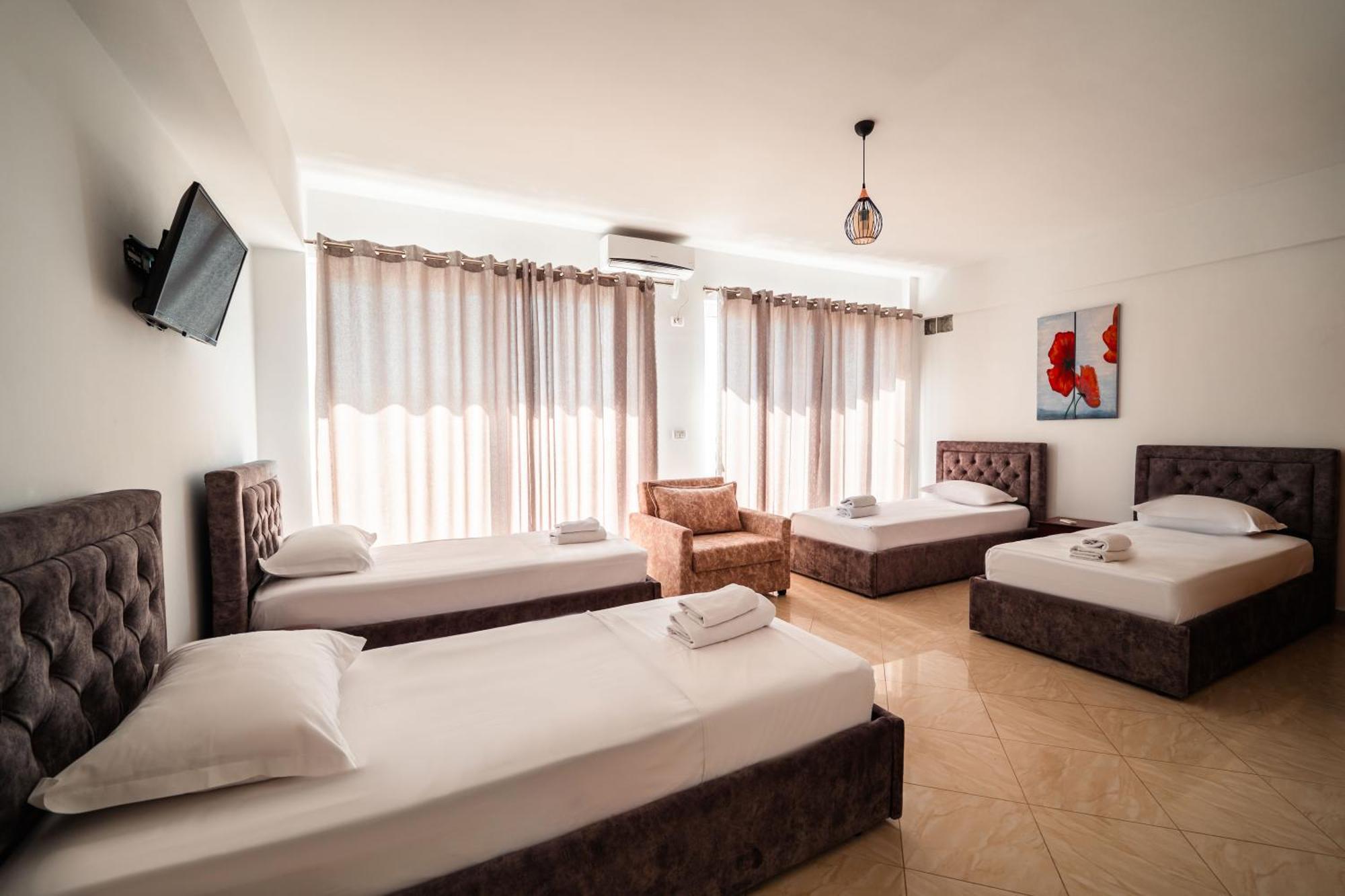 Alnes Hotel Σαράντα Εξωτερικό φωτογραφία