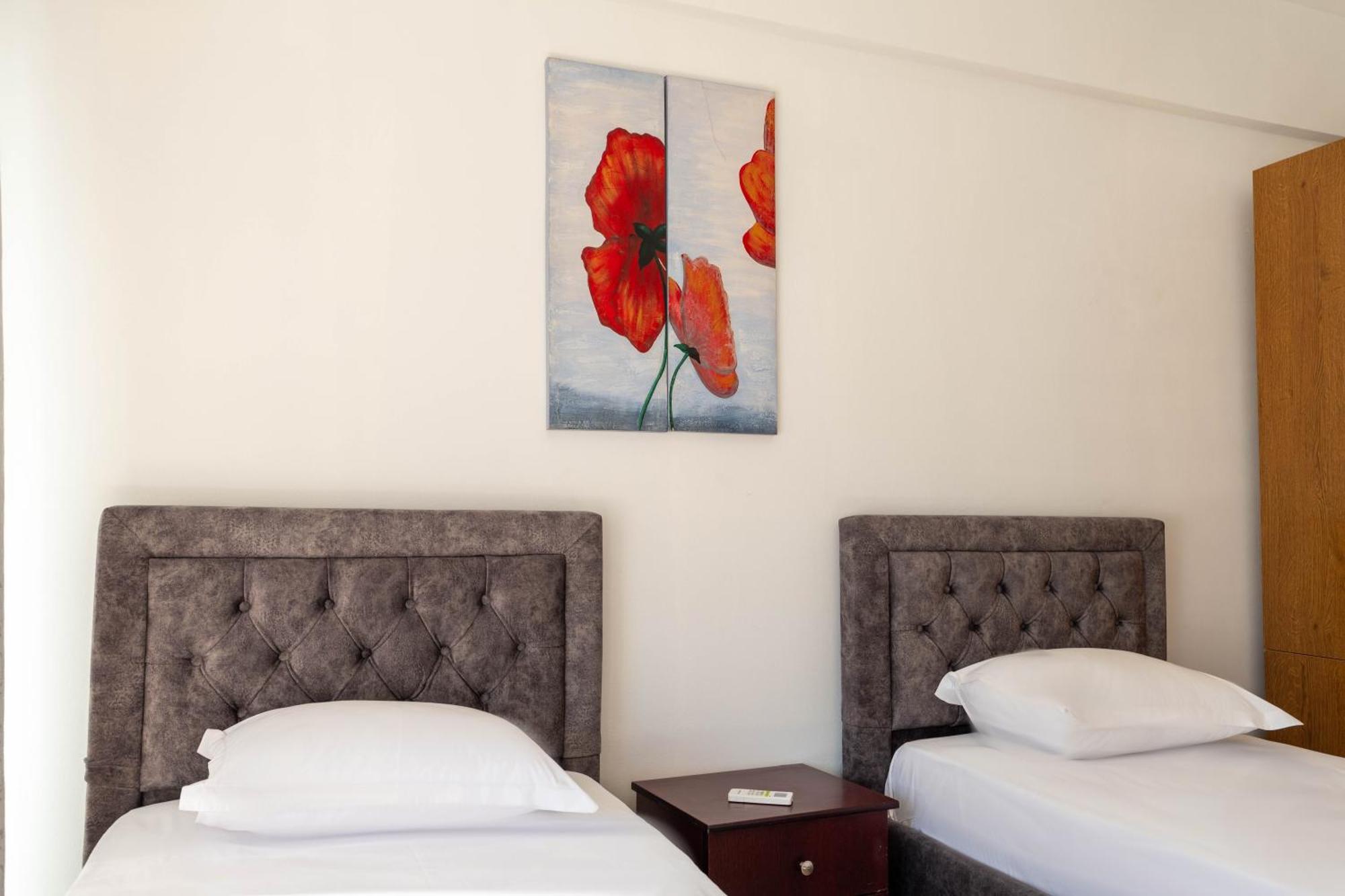 Alnes Hotel Σαράντα Εξωτερικό φωτογραφία