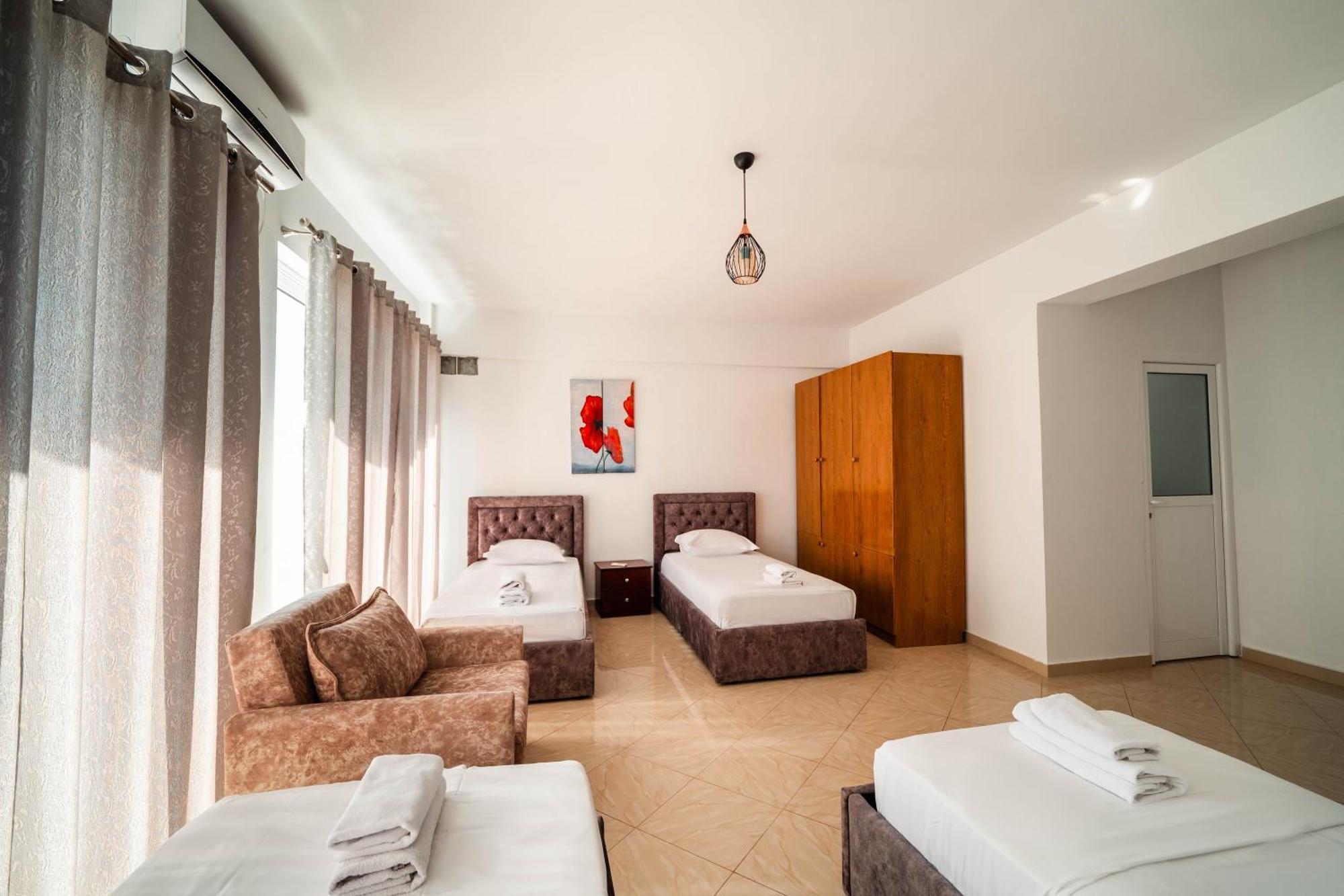 Alnes Hotel Σαράντα Εξωτερικό φωτογραφία