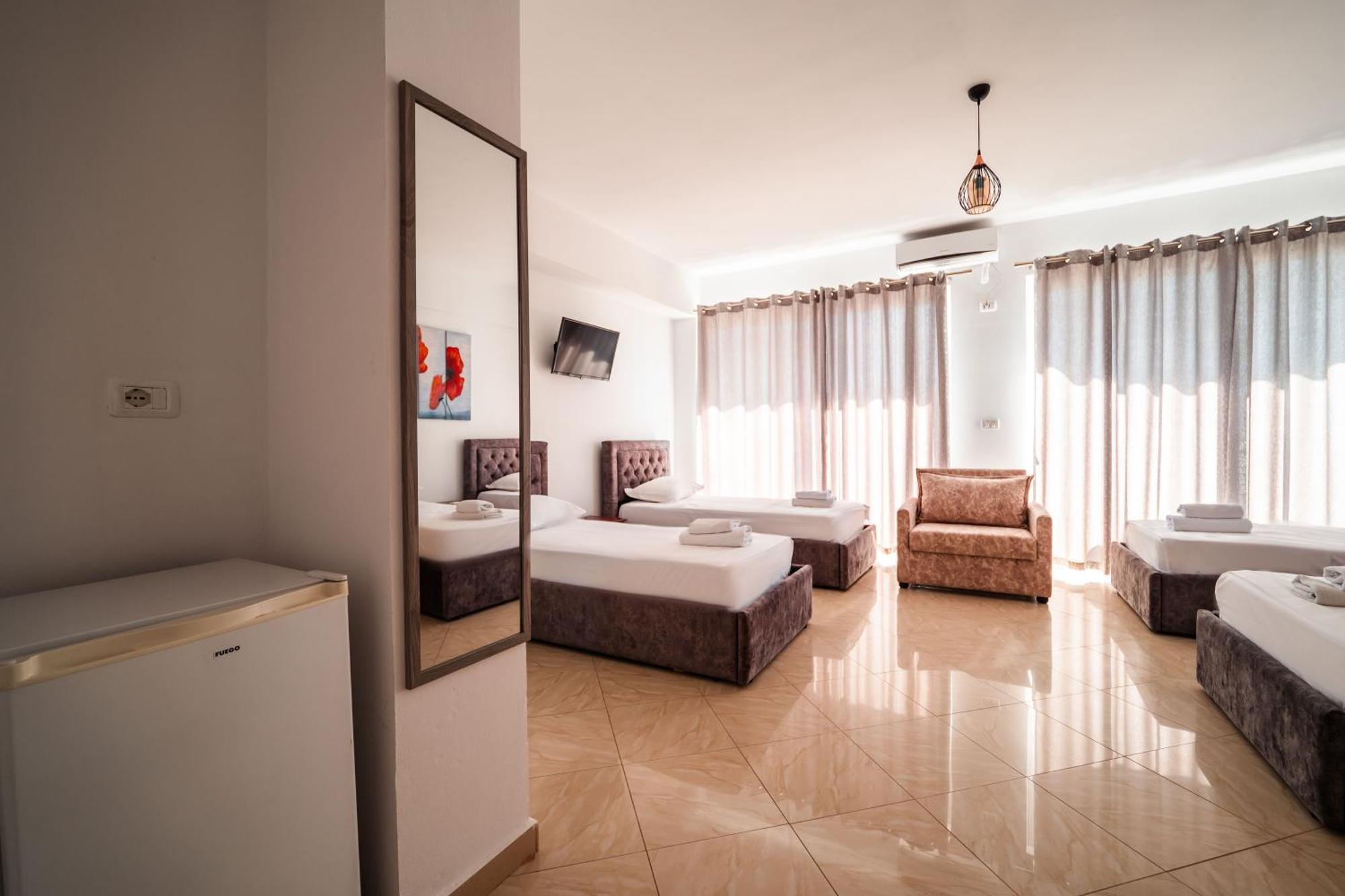 Alnes Hotel Σαράντα Εξωτερικό φωτογραφία