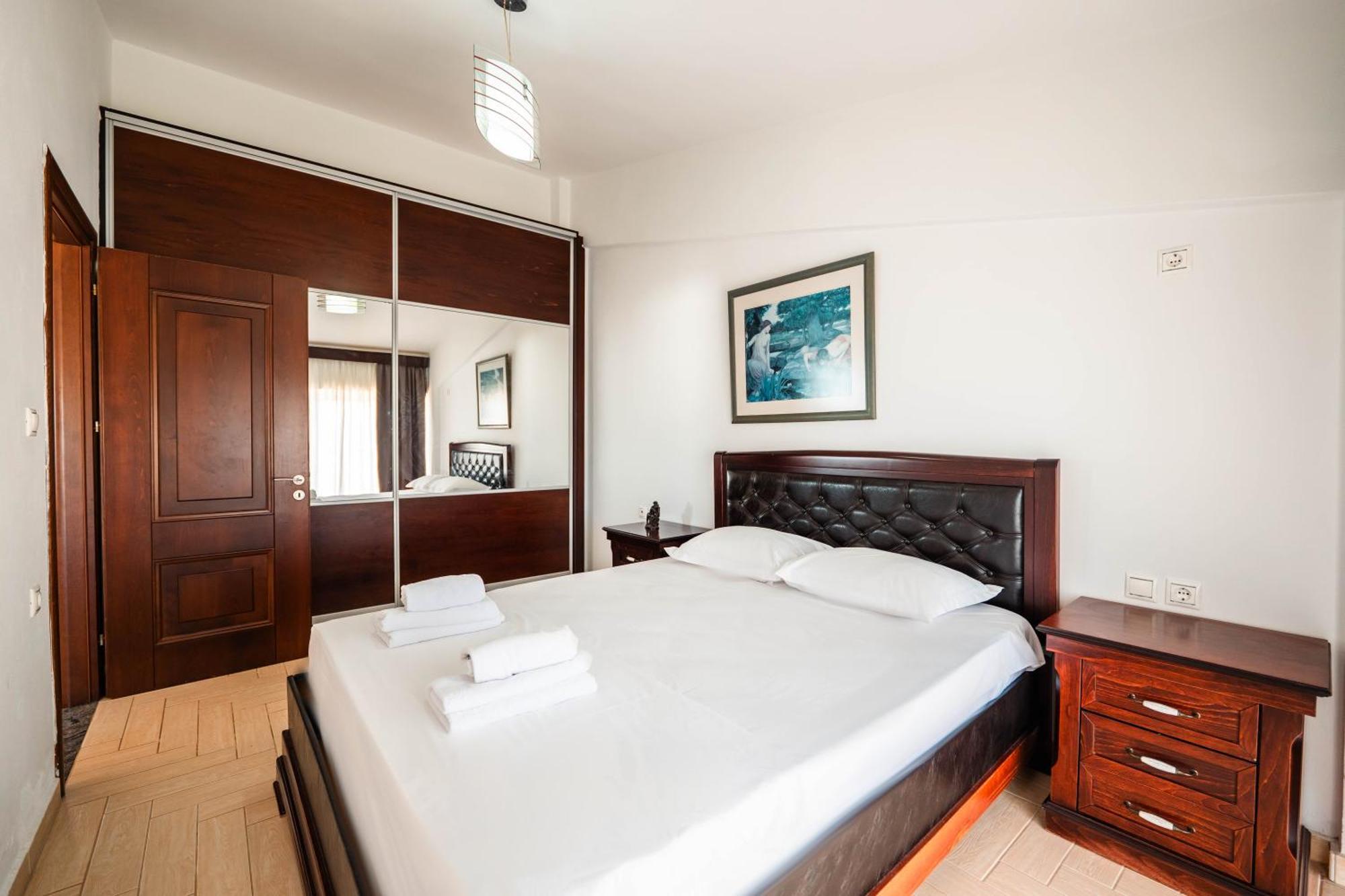 Alnes Hotel Σαράντα Εξωτερικό φωτογραφία