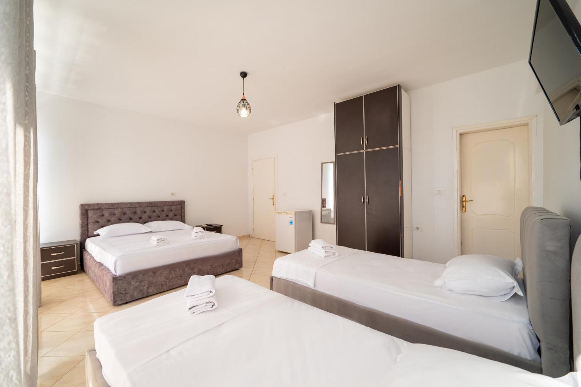 Alnes Hotel Σαράντα Εξωτερικό φωτογραφία